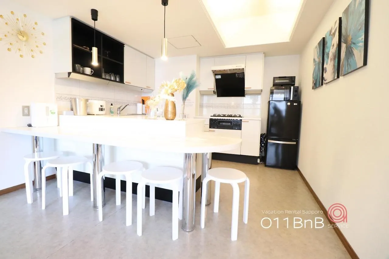 Apartment Nk Bld3F Sapporo 3Ldk 3Br 1 Floor 1 Room Minamijuichijo Japan